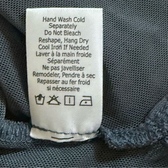 New With Tags Gray MarlaWynne Collection Chiffon Mesh Open Shrug Size Med - Picture 8 of 9